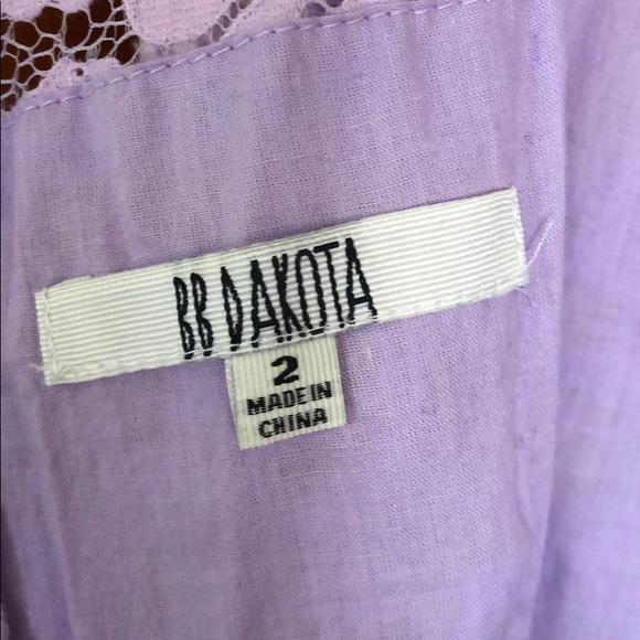 BB Dakota Lace Lilac Dress - Picture 4 of 6